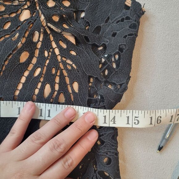 Sugar Lips Black Lace Bodycon Dress Size Small - Picture 8 of 11
